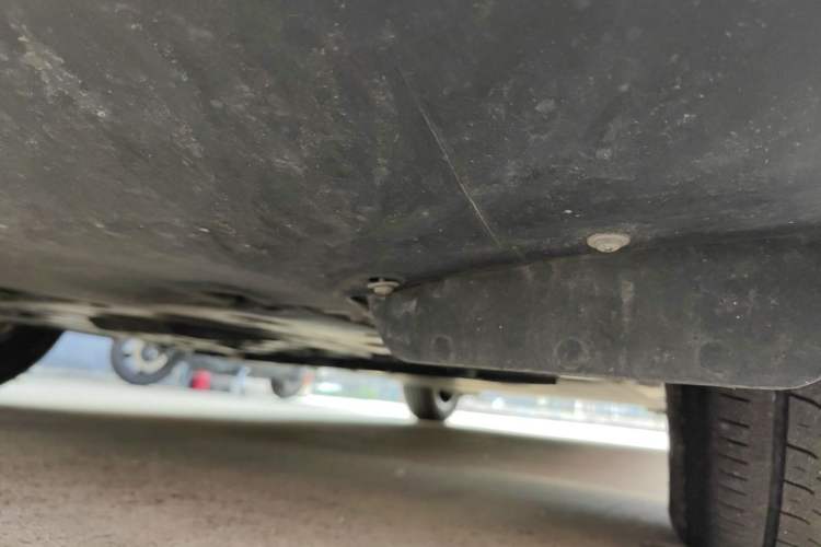 Used BYD Dolphin 2021 405 km Fashion Edition Chassis Front Left