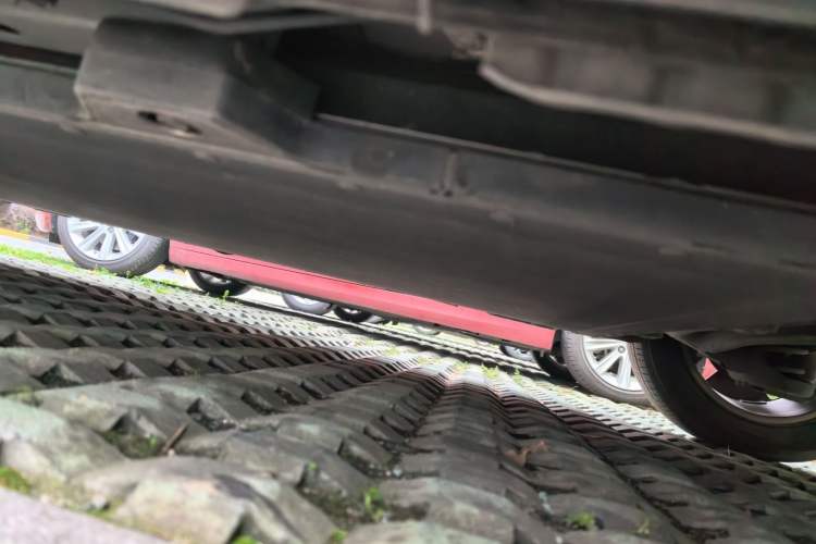 Used BYD Dolphin 2021 405 km Fashion Edition Chassis Rear Left
