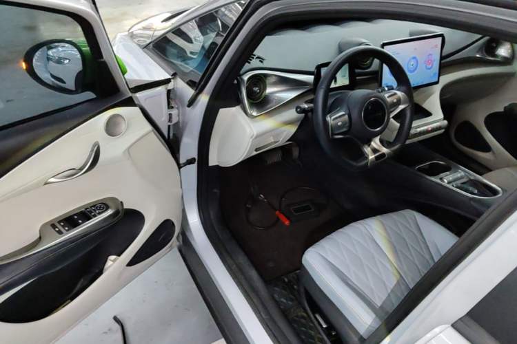 Used BYD Dolphin 2021 405 km Fashion Edition Driver Seat