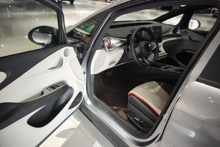 Used BYD Dolphin 2021 405 km Fashion Edition Driver Seat