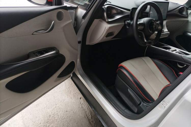 Used BYD Dolphin 2021 405 km Free Version Driver Seat