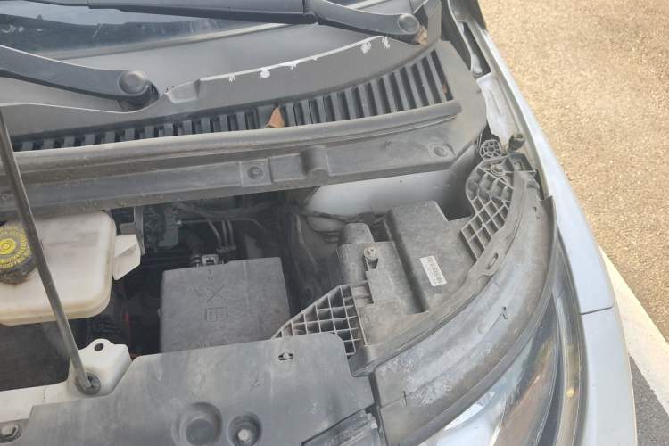 Used BYD Dolphin 2021 405 km Fashion Edition Engine Bay Left