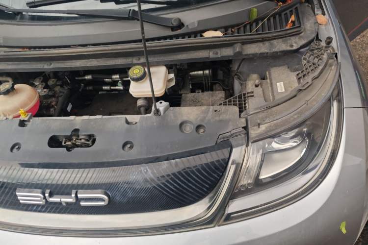 Used BYD Dolphin 2021 405 km Free Version Engine Bay Left