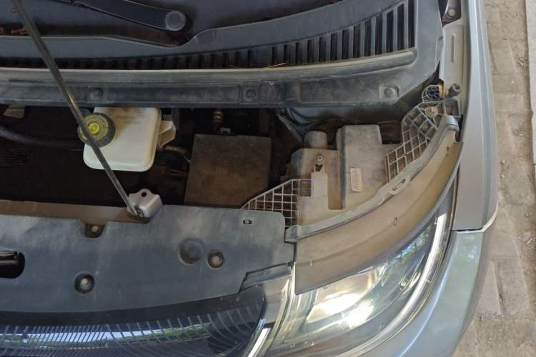Used BYD Dolphin 2021 405 km Fashion Edition Engine Bay Left