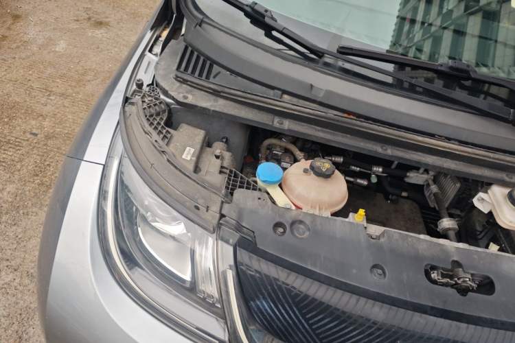 Used BYD Dolphin 2021 405 km Free Version Engine Bay Right