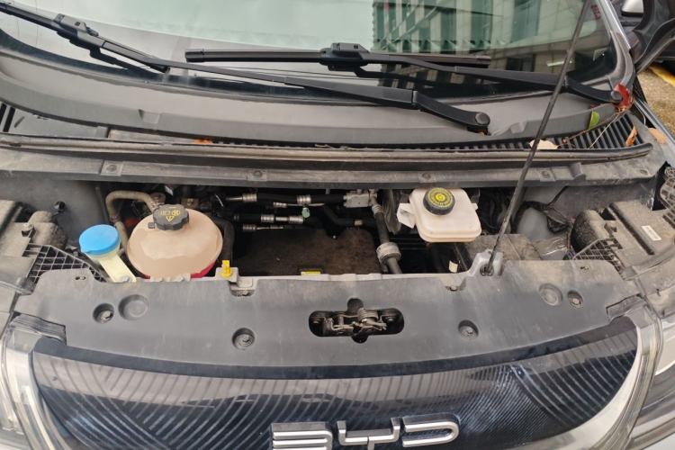 Used BYD Dolphin 2021 405 km Free Version Engine Bay