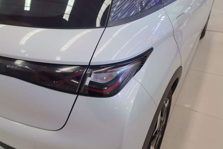 Used BYD Dolphin 2021 405 km Fashion Edition Exterior 1