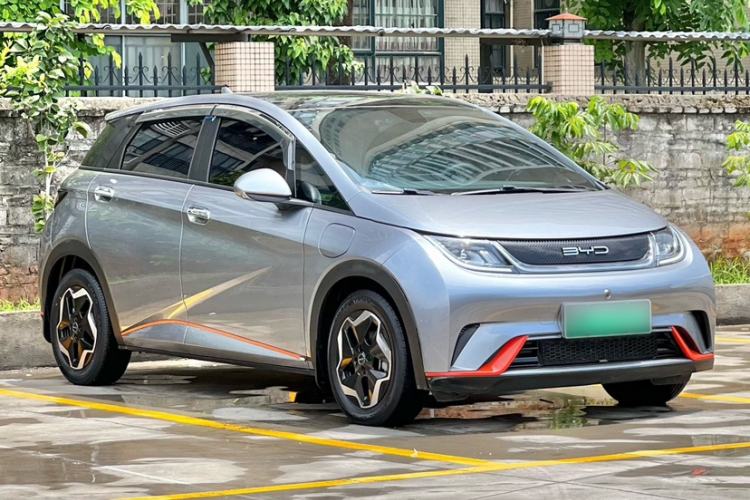 Used BYD Dolphin 2021 405 km Fashion Edition Exterior 2