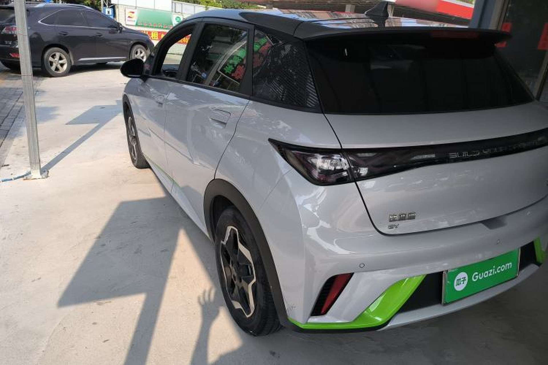Used BYD Dolphin 2021 405 km Fashion Edition Exterior 2