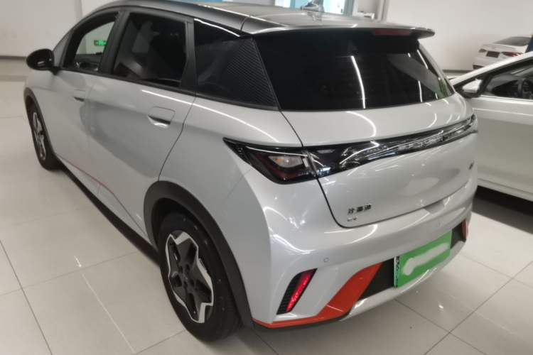 Used BYD Dolphin 2021 405 km Fashion Edition Exterior 2