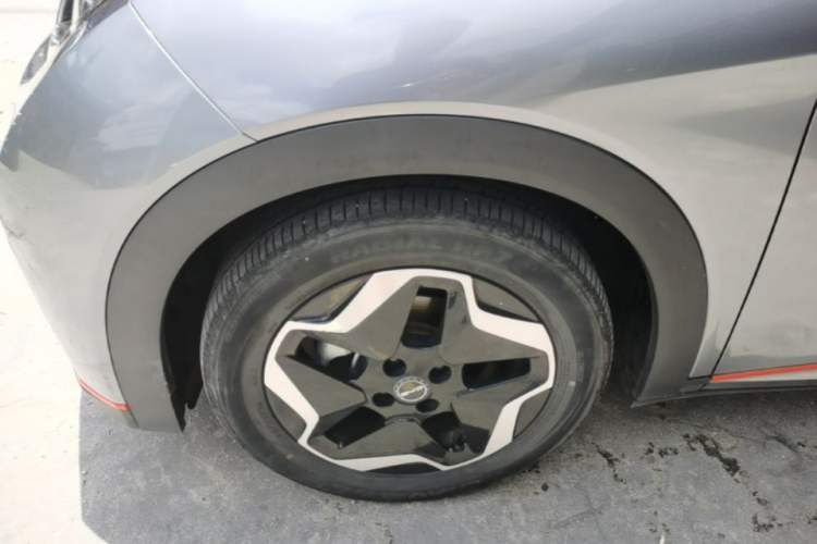 Used BYD Dolphin 2021 405 km Fashion Edition Exterior 4