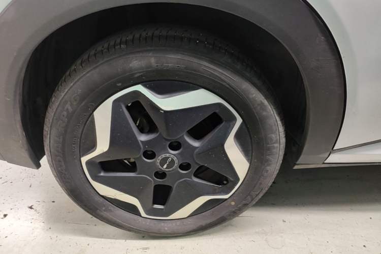 Used BYD Dolphin 2021 405 km Fashion Edition Exterior 5