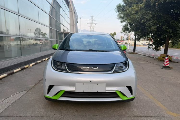 Used BYD Dolphin 2021 405 km Fashion Edition Exterior 7
