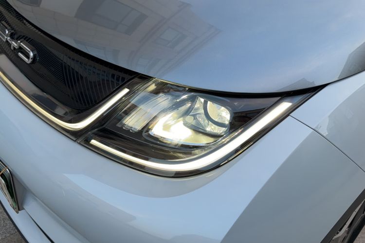 Used BYD Dolphin 2021 405 km Fashion Edition Exterior 9
