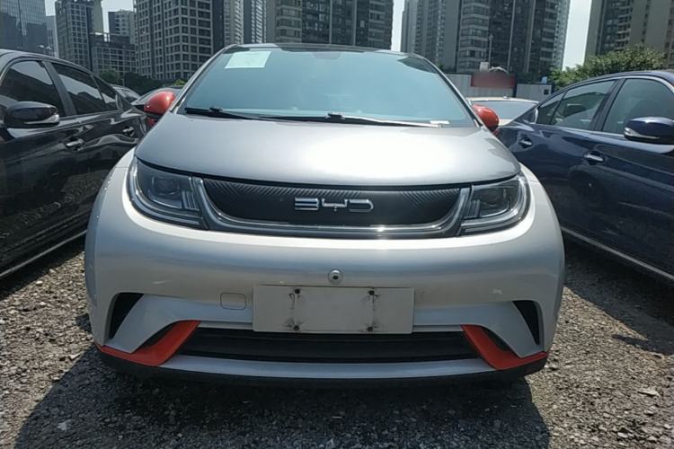 Used BYD Dolphin 2021 405 km Fashion Edition Front