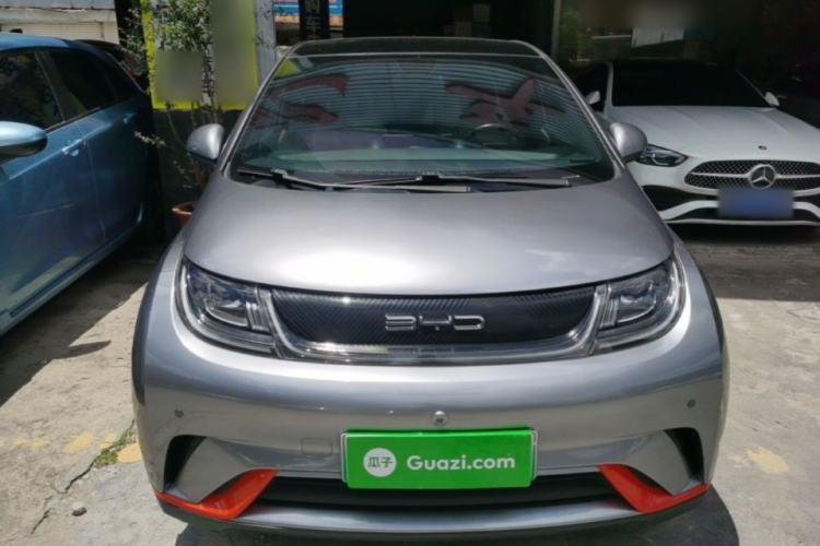 Used BYD Dolphin 2021 405 km Fashion Edition Front