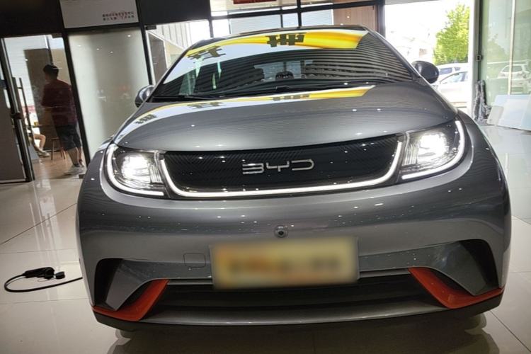Used BYD Dolphin 2021 405 km Fashion Edition Front
