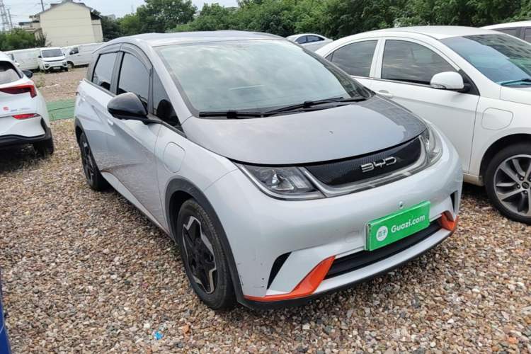 Used BYD Dolphin 2021 405 km Free Version Front Right 45 Deg