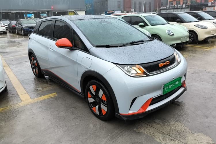 Used BYD Dolphin 2021 401km Knight Edition Front Right 45 Deg
