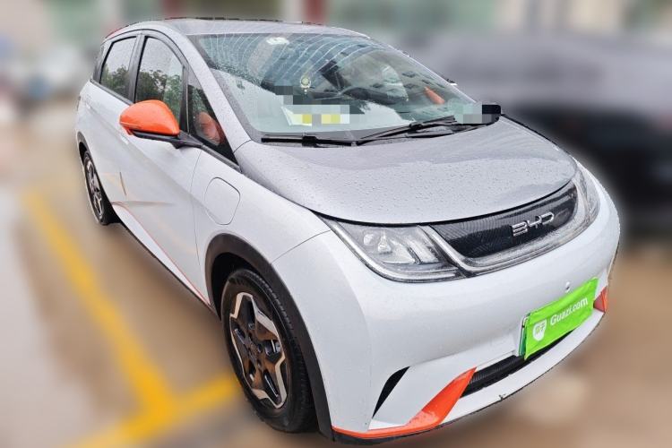 Used BYD Dolphin 2021 405 km Free Version Front Right 45 Deg