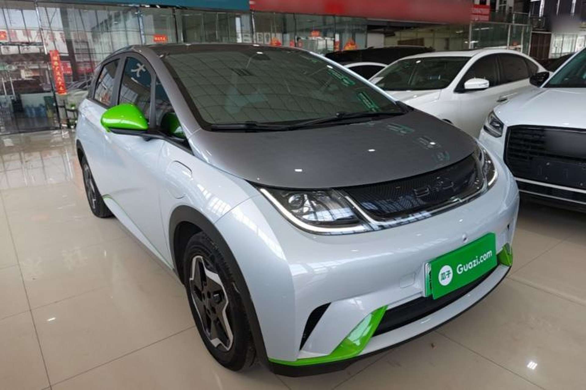 Used BYD Dolphin 2021 405 km Fashion Edition Front Right 45 Deg