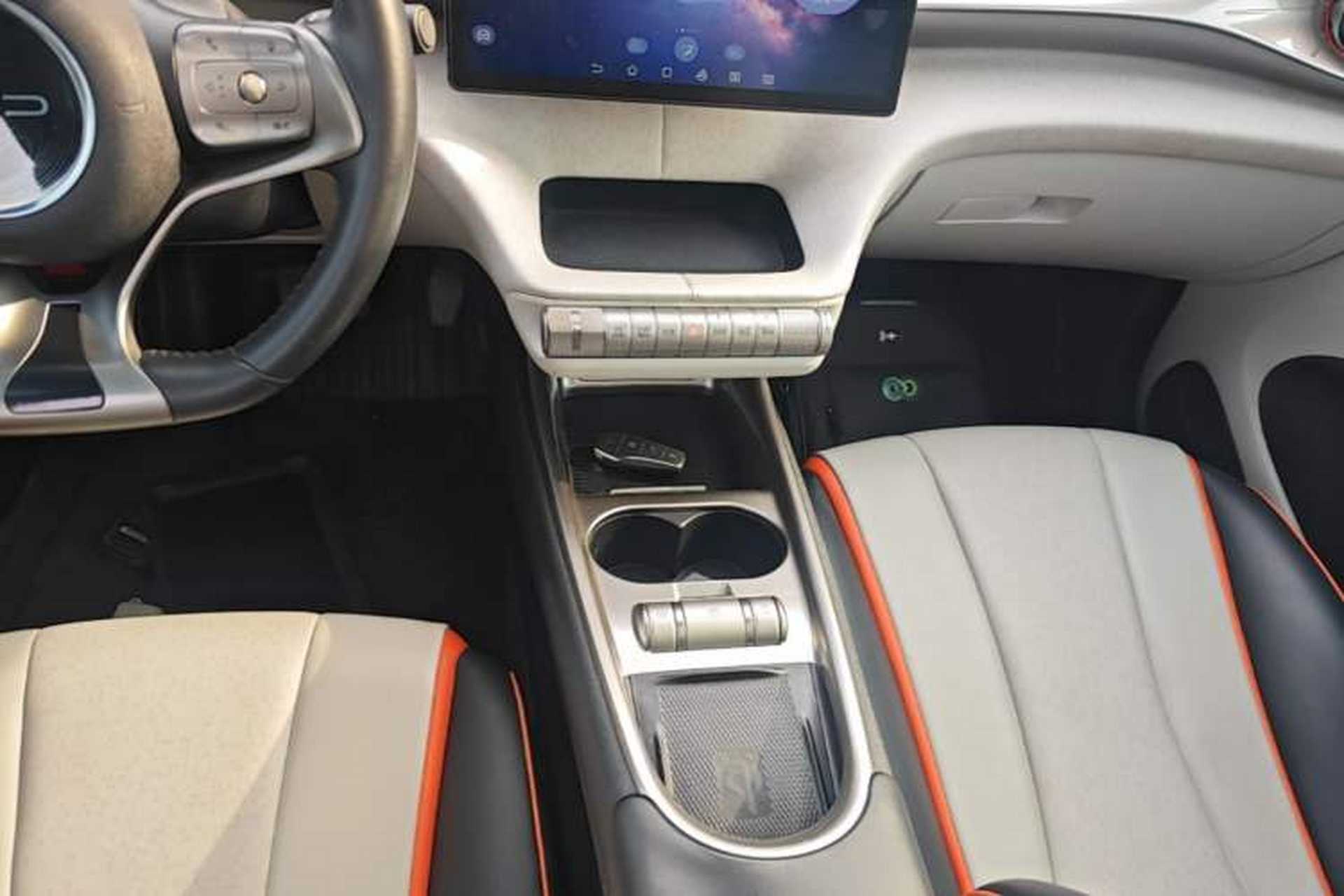 Used BYD Dolphin 2021 405 km Fashion Edition Gear Lever