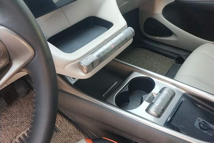 Used BYD Dolphin 2021 405 km Fashion Edition Gear Lever