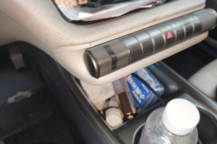 Used BYD Dolphin 2021 405 km Free Version Gear Lever