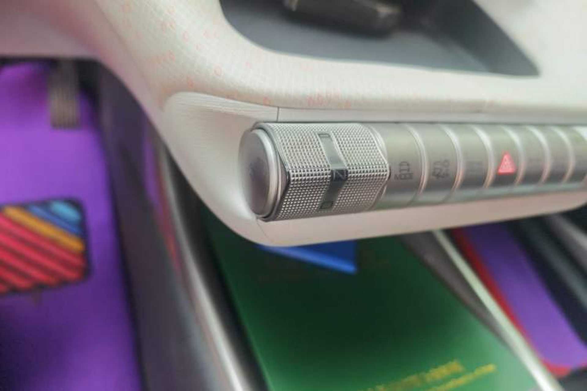 Used BYD Dolphin 2021 405 km Fashion Edition Gear Lever