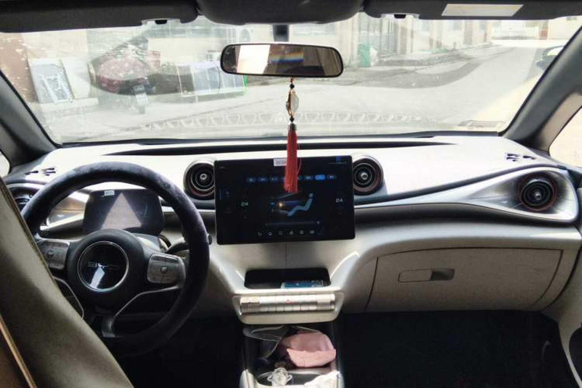 Used BYD Dolphin 2021 405 km Free Version Headliner