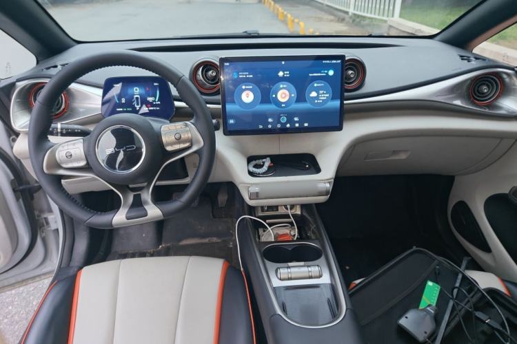 Used BYD Dolphin 2021 405 km Fashion Edition Interior 2