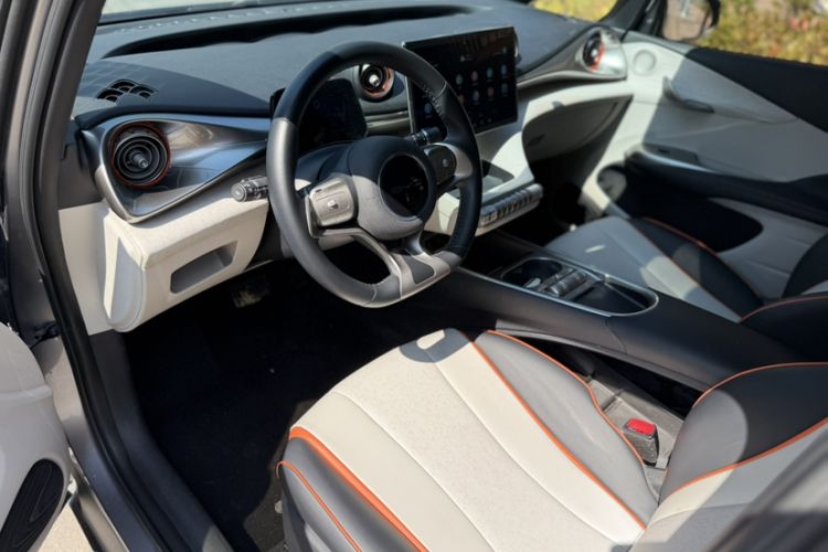 Used BYD Dolphin 2021 405 km Fashion Edition Interior 2