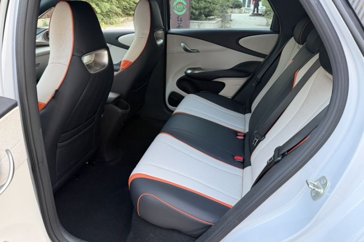 Used BYD Dolphin 2021 405 km Fashion Edition Interior 2