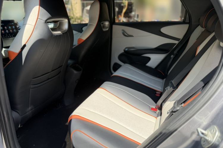 Used BYD Dolphin 2021 405 km Fashion Edition Interior 3