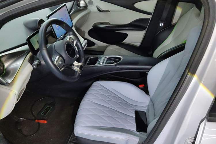 Used BYD Dolphin 2021 405 km Fashion Edition Left Front Seat