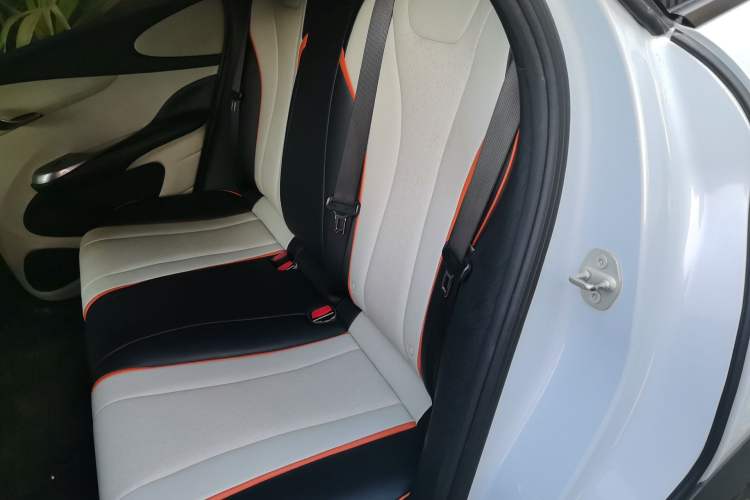 Used BYD Dolphin 2021 405 km Fashion Edition Left Rear Seat