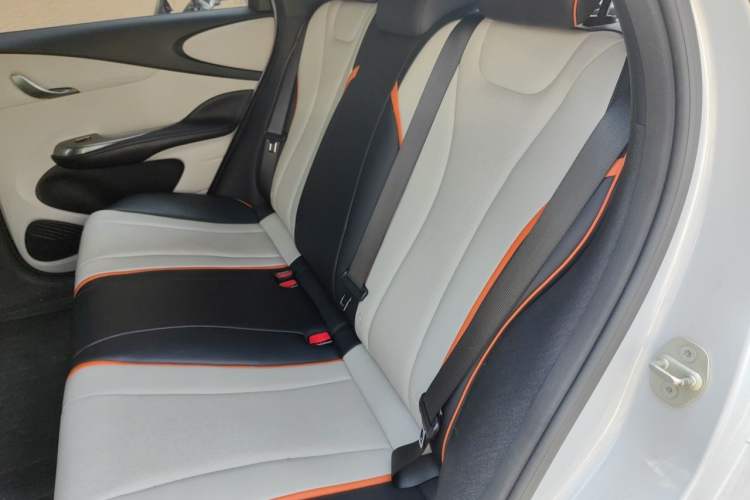 Used BYD Dolphin 2021 405 km Fashion Edition Left Rear Seat