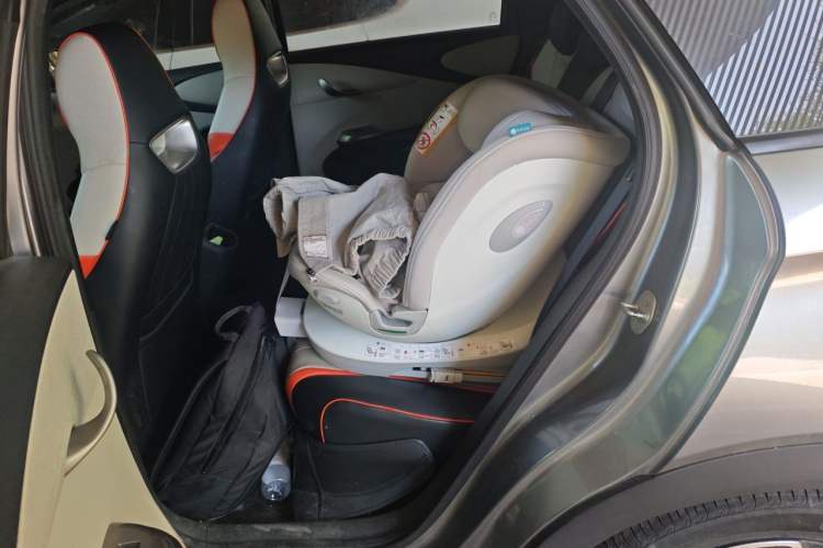 Used BYD Dolphin 2021 405 km Fashion Edition Left Rear Seat