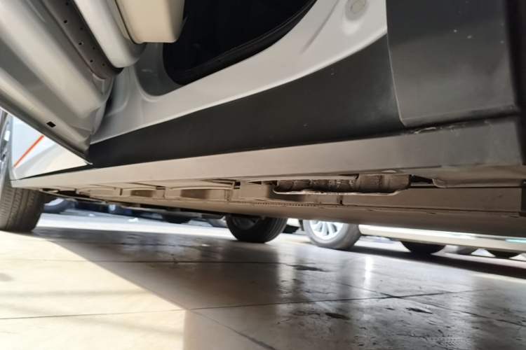 Used BYD Dolphin 2021 405 km Free Version Left Side Sill