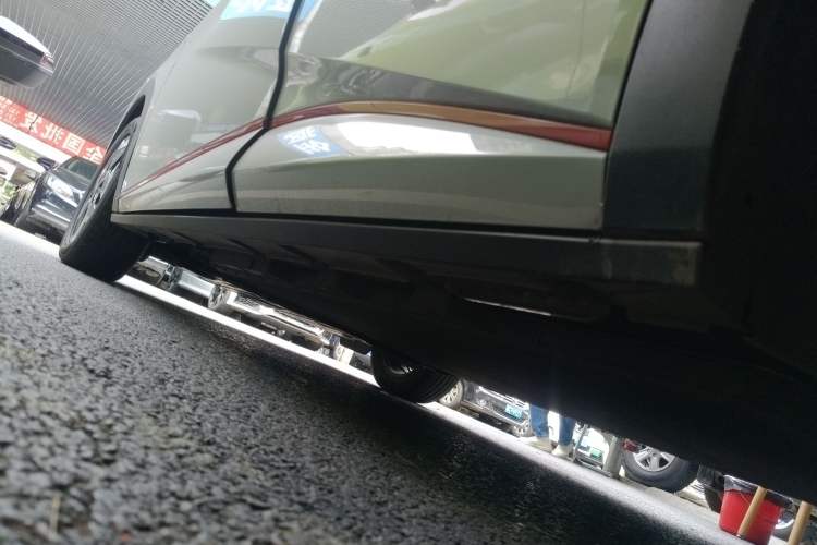 Used BYD Dolphin 2021 405 km Fashion Edition Left Side Sill