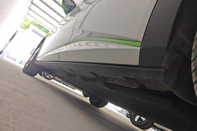 Used BYD Dolphin 2021 405 km Fashion Edition Left Side Sill