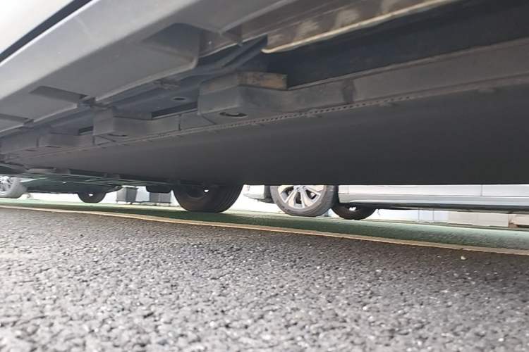 Used BYD Dolphin 2021 405 km Fashion Edition Left Side Sill
