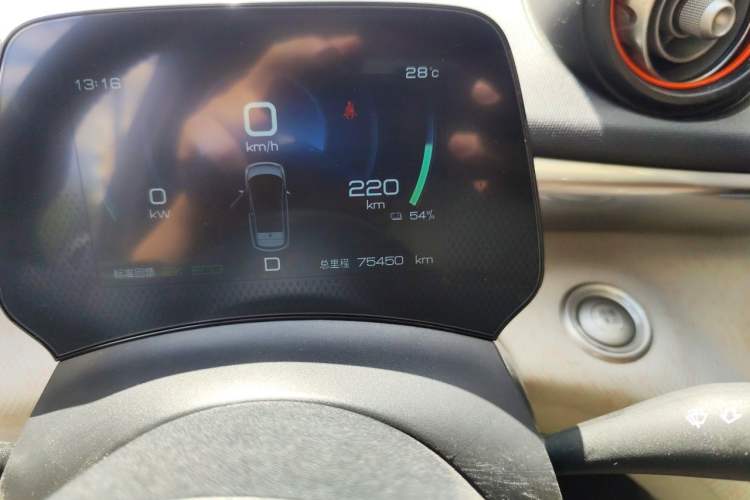 Used BYD Dolphin 2021 405 km Free Version Odometer Close Up