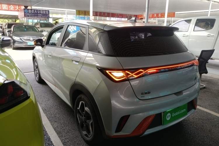 Used BYD Dolphin 2021 405 km Fashion Edition Rear Left 45 Deg