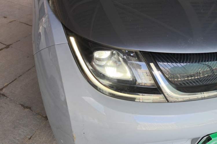 Used BYD Dolphin 2021 405 km Fashion Edition Right Front Headlight