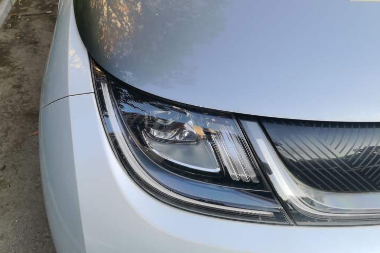 Used BYD Dolphin 2021 405 km Fashion Edition Right Front Headlight