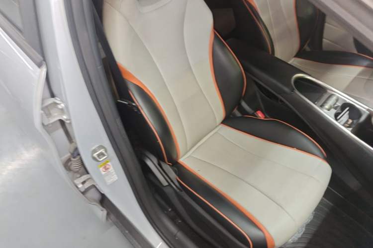 Used BYD Dolphin 2021 405 km Free Version Right Front Seat