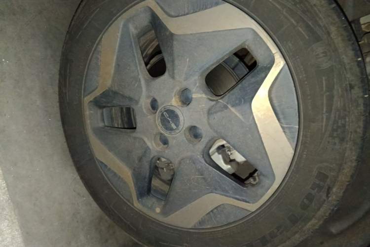 Used BYD Dolphin 2021 405 km Fashion Edition Right Front Wheel Hub