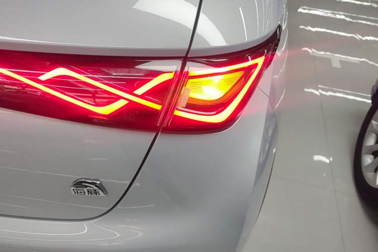 Used BYD Dolphin 2021 401km Knight Edition Right Rear Taillight