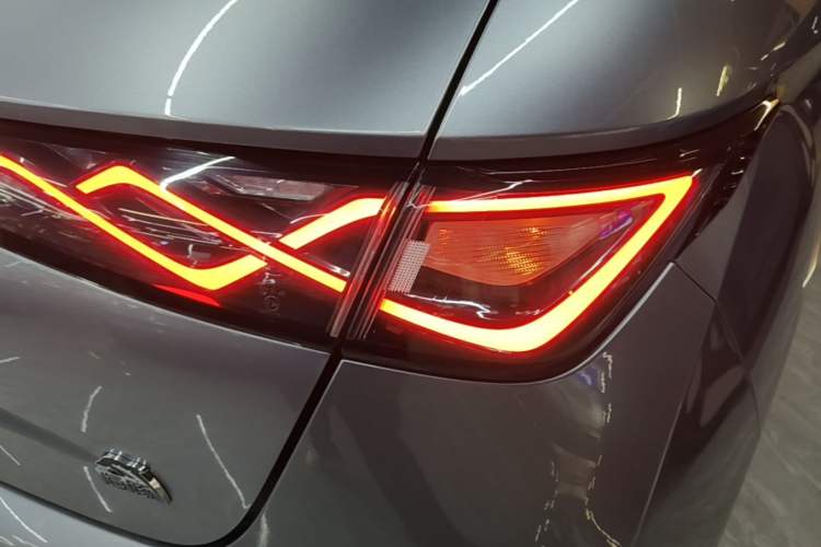 Used BYD Dolphin 2021 405 km Fashion Edition Right Rear Taillight